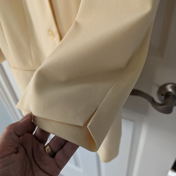 Suit 3 piece - Picture 4 of 5